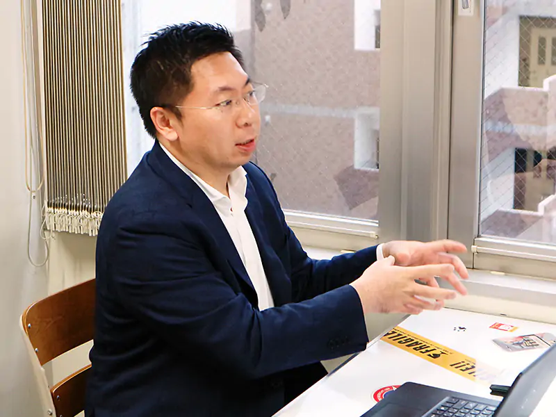 ヴァンテージマネジメント株式会社 趙翔さまインタビュー写真